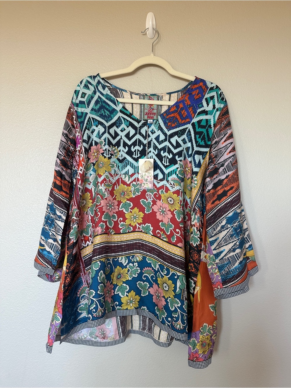Johnny Was Multicolor Silk Patchwork Floral V-Neck Tunic